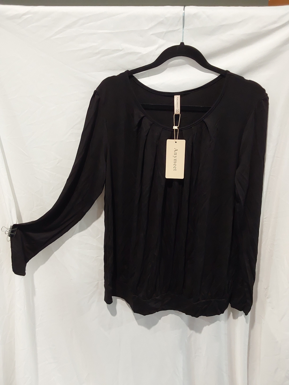 Black Long-Sleeve Pleated Scoop-Neck Blouse